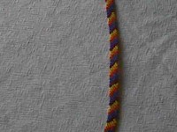CODE 02 / Bracelet fin 6 couleurs environ 0.5cm de largeur